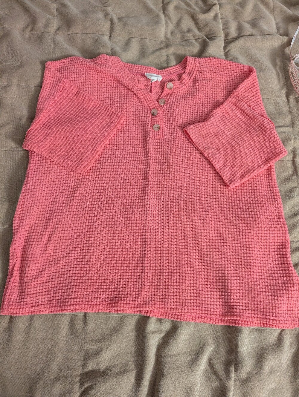 ANDRE BY UNIT Coral Waffle Knit Henley Top XL